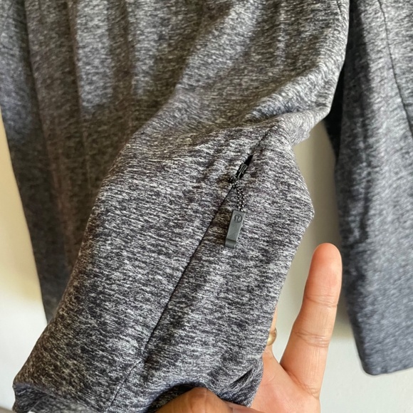 Lululemon Surge Warm 1/2 Zip In Heathered Black - Picture 11 of 11